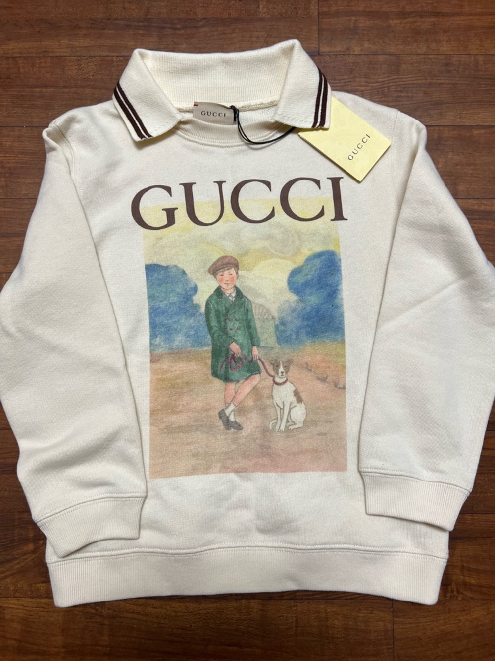 Gucci Cream Logo Tag Sweatshirt
